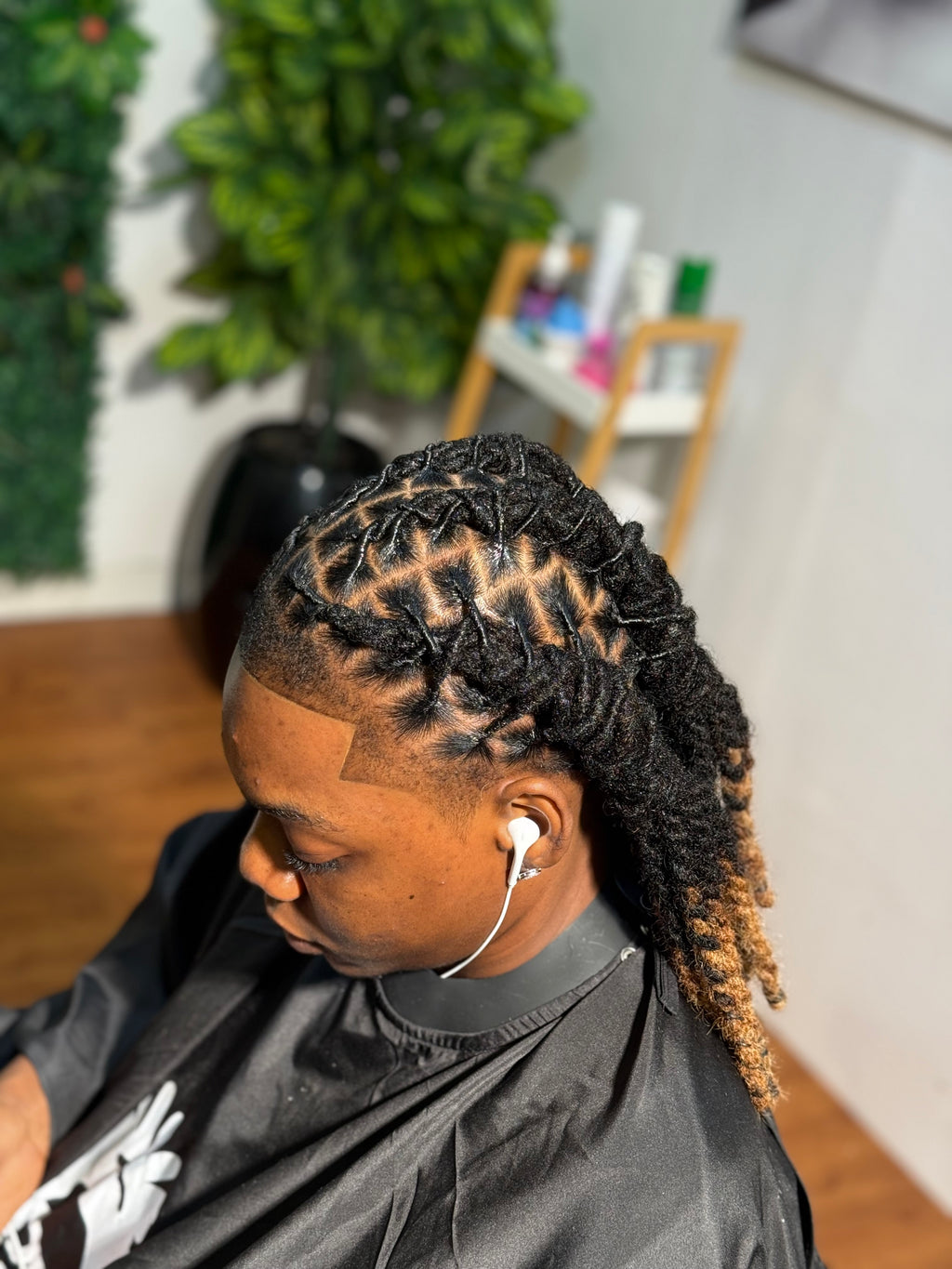Locs Retwist & Styling